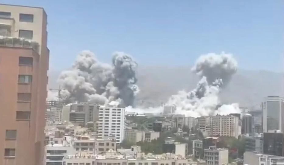 Căng thẳng Israel-Iran: Israel tấn công trụ sở IRGC, Iran phản công